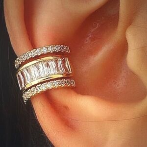 100. Elegant Gold Ear Cuff
